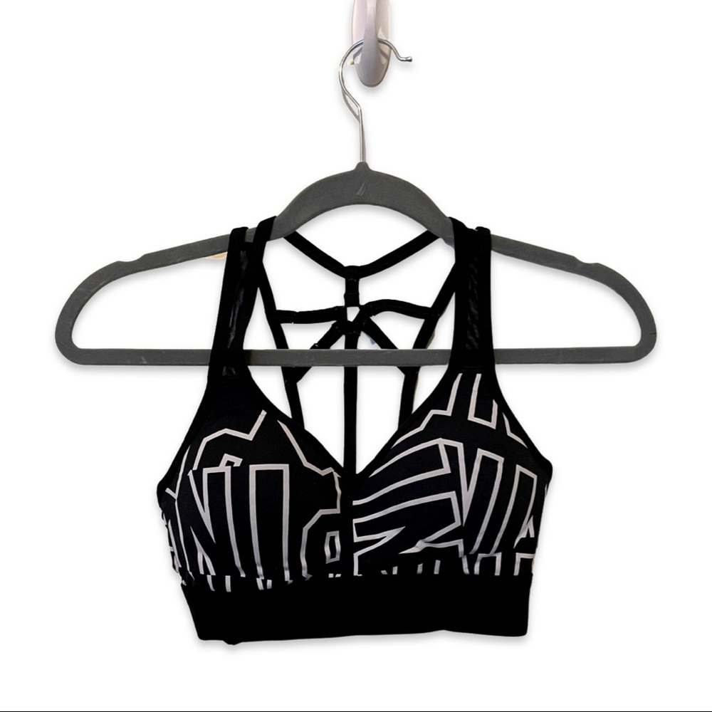 PINK Sports bra - supported